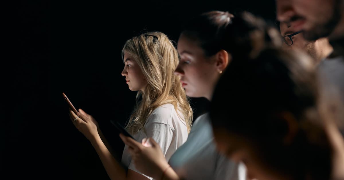 How to Break Social Media Addiction: A Practical 4-Step Framework
